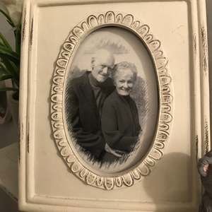 Meet your Posher, Iris